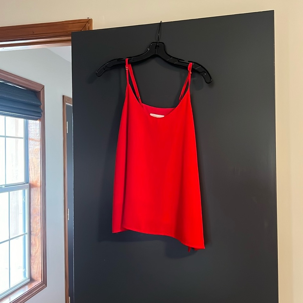 Red Mabel tank size L